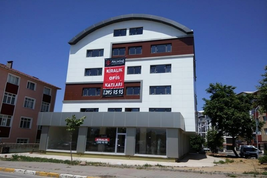 YAYLA KOLEJ BİNASI